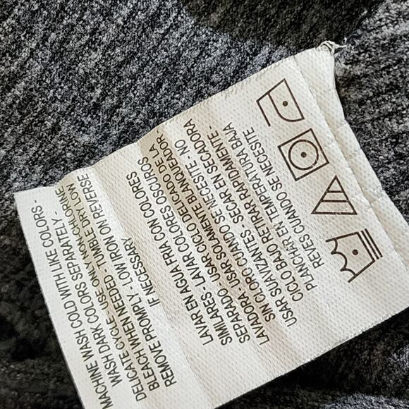 Egyptian Dark Gray Long Sleeve Small Athletic Top - Picture 5 of 5